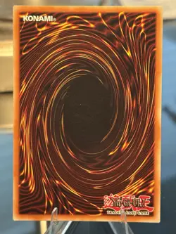 Yu-Gi-Oh TCG Dark Magician YSYR-EN001 Unlimited Edition Ultimate Rare - Image 5