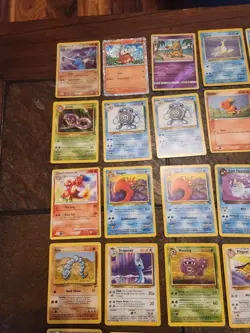 Pokemon 100 card lot collection SOME RARE - Image 2