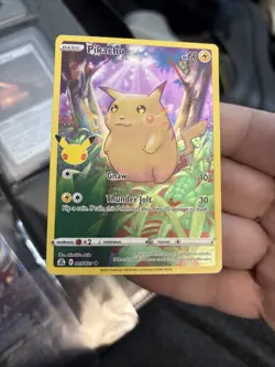 Pokemon Pikachu Full Art Holo Basic Celebrations Card 005/025 60 S9 - Image 1