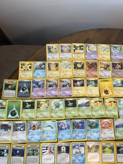 Pokemon TCG 184 Card Lot - Image 2