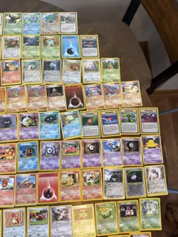 Pokemon TCG 184 Card Lot - Image 4