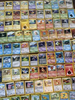 Pokemon TCG 184 Card Lot - Image 5