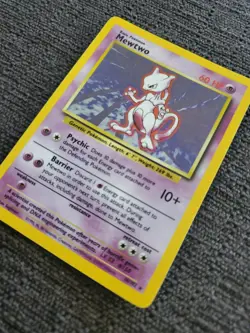 Pokemon TCG Mewtwo Base Set 10/102 Holo Rare - Image 2