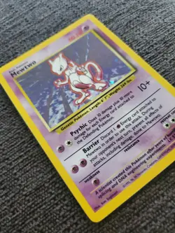 Pokemon TCG Mewtwo Base Set 10/102 Holo Rare - Image 4
