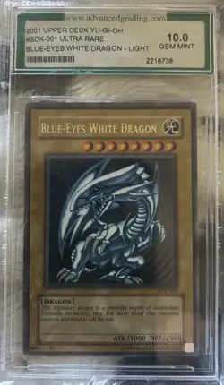 Yu-Gi-Oh! TCG Gem Mint 10 Blue Eyes White Dragon Ultra Rare Unlimited SDK-001 - Image 2