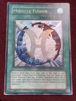 Vintage 1996 Yu-Gi-Oh Miracle Fusion CRV-EN039 Ultimate Rare - Image 1
