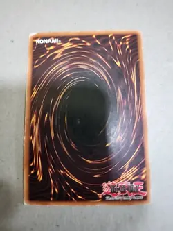 Yu-Gi-Oh! Rare Holo Graceful Charity 2003 Super Rare Unlimited Card SDP-040 - Image 2