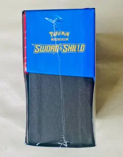 Pokemon TCG Sword & Shield Elite Trainer Box (Blue/Zamazenta) - New/Sealed - Image 5