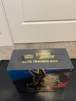 Crown Zenith ETB - MINT - English - Pokemon Sword and Shield - Image 5