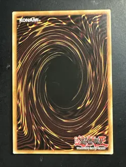 Yugioh Dark Magician Girl YGLD-ENB03 Ultra Rare 1st Ed NM - Image 2