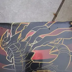 Pokemon TCG Lost Origin Elite Trainer Box Giratina English 65 Sleeves 45 Energy - Image 1