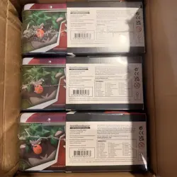 Fall 2020 Collector’s Chest - Lunch Box Tin Charizard - 5 Packs - Pokemon TCG - Image 5