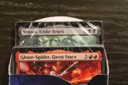 MTG Spiderman - Welcome Deck Red + Behold the Sinister Six! Promo (Bundle Set) - Image 5