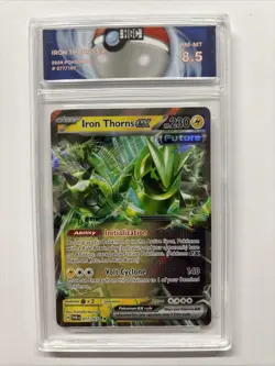 2024 Pokemon Iron Thorns Ex #77 HGC 8.5 (sb1) - Image 1