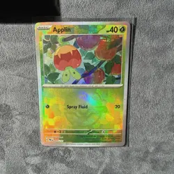 Applin (Master Ball Pattern) 009/131 - Pokemon Prismatic Evolutions - NM - HOLO - Image 1