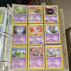 Pokemon Trading Card Game Binder Lot Nintendo Pikachu Mewtwo Torchic Eevee Raic… - Image 4