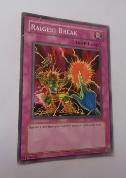 Raigeki Break SYE-050 (Common, Unlimited, Moderately Played / MP) Yugioh - Image 1