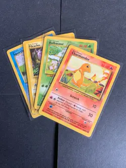 Base set Starter Bundle - Pikachu / Charmander / Squirtle / Bulbasaur Pokemon - Image 1