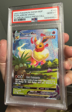 2021 POKEMON SWSH BLACK STAR PROMO #180 FULL ART/FLAREON VMAX PSA 10 - Image 1