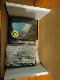 500 Pokemon TCG Card Bulk Lot - Guaranteed 50 Holo/Reverse Holo Rare, Uncommon - Image 4
