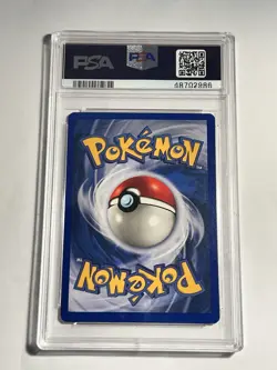1999 POKEMON BASE SET UNLIMITED #7 HITMONCHAN-HOLO PSA 8 - Image 2