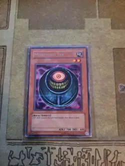 YUGIOH MORPHING JAR RP02-EN083 RARE UNLIMITED ED LP 1996 - Image 1