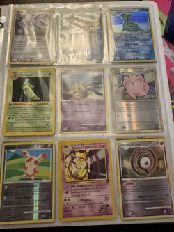 Pokemon TCG Card Lot Binder & TIN 2011 with cards - Image 4