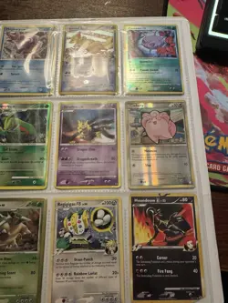 Pokemon TCG Card Lot Binder & TIN 2011 with cards - Image 5