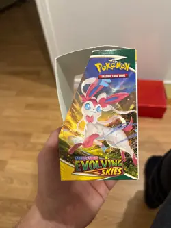 Empty Pokemon TCG Sword & Shield Evolving Skies Booster Box - No cards - Image 2
