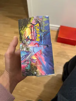 Empty Pokemon TCG Sword & Shield Evolving Skies Booster Box - No cards - Image 5
