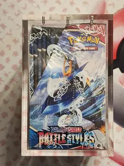 Pokemon TCG Sword & Shield Battle Styles Booster Box SEALED w/ Acrylic - Image 2
