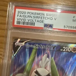 POKEMON CARD GALARIAN SIRFETCH'D V FA ULTRA RARE VIVID VOLTAGE 174/185 PSA 9 TCG - Image 3