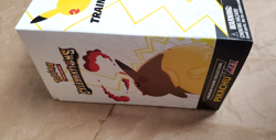 Pokemon TCG - Celebrations Pikachu VMAX - Premium Figure Collection - Image 5