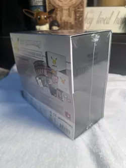 Pokemon TCG: 25th Anniversary Celebrations Elite Trainer Box Sealed English - Image 3