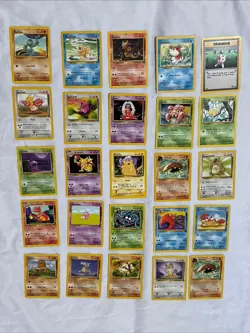 Vintage 1999 Pokemon Cards Lot 25 Base Jungle Fossil LP/NM No Duplicates - Image 1