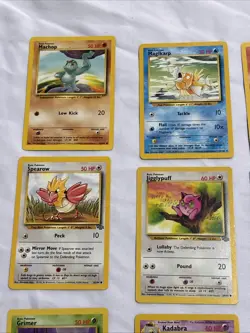 Vintage 1999 Pokemon Cards Lot 25 Base Jungle Fossil LP/NM No Duplicates - Image 2