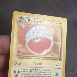 Pokemon Electrode #18/64 Non-Holo Rare - 1999 Unlimited Jungle Set - LP Cond. - Image 2