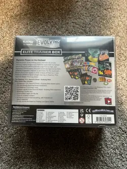 Pokemon Sword & Shield Evolving Skies Elite Trainer Box English - Image 2