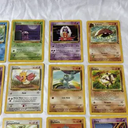 Vintage 1999 Pokemon Cards Lot 25 Base Jungle Fossil LP/NM No Duplicates - Image 3