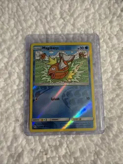 POKEMON MAGIKARP 15/68 REVERSE HOLO HIDDEN FATES MINT - Image 1