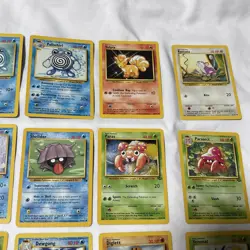 Vintage 1999 Pokemon Cards Lot 25 Base Jungle Fossil LP/NM No Duplicates - Image 3