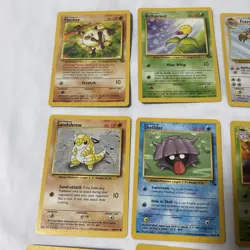 Vintage 1999 Pokemon Cards Lot 25 Base Jungle Fossil LP/NM No Duplicates - Image 2