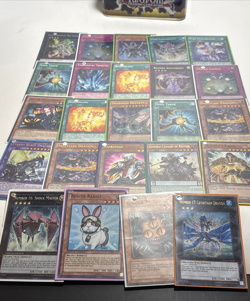Yu-Gi-Oh! 175 Card Lot Collection + Tin - Image 5