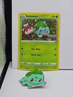 POKEMON GO Bulbasaur Charmander Squirtle Promo Set SWSH231 SWSH232 SWSH233 w/pin - Image 2