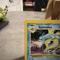 Gyarados 6/102 Holo Base Set Pokemon Card WOTC - Image 3