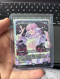 Starfield Vocalist (Showcase, Fracture Foil) - Edge of Eternities - Image 1