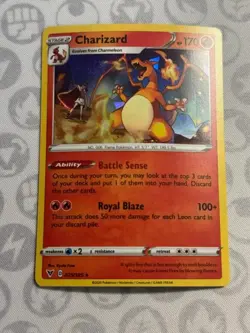 Charizard - Cracked Ice Holo - 025/185 - SWSH Vivid Voltage - NM - Pokemon TCG - Image 1