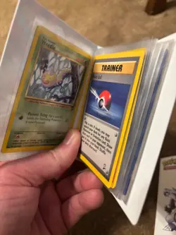 3 x Pokemon Mini Portfolio Holder Binder Brand New with vintage card lot inside - Image 4