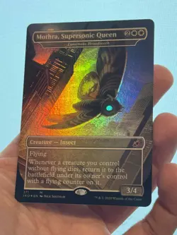 1X FOIL Mothra, Supersonic Queen BORDERLESS NM MTG Magic Ikoria Godzilla EDH - Image 1