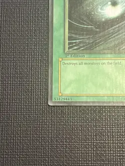 Dark Hole 1st Edition LOB-052 Wavy Foil Super Rare Yu-Gi-Oh Card DMG - Image 4